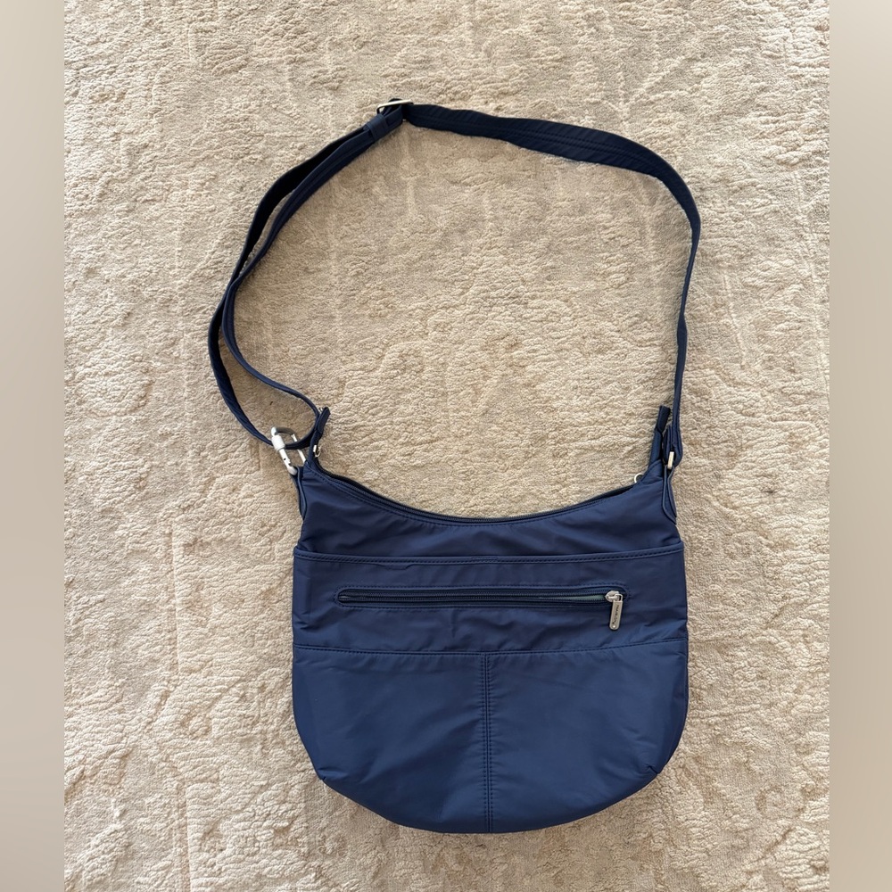 Travelon Anti-Theft Classic Crossbody Bag Navy